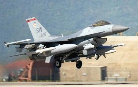 Block 50D/52D F-16CJ Wild Weasel